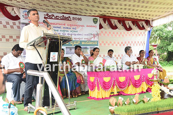 ಲಾಭದಾಯಕವಾಗಲು ಯಾಂತ್ರೀಕೃತ ಕೃಷಿ ಮಾಡಿ:ಕೃಷ್ಣ ಬೈರೇಗೌಡ